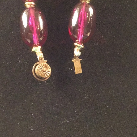 GOLD w/PURPLE GLASS BEAD NECKLACE - Picture 3 of 3